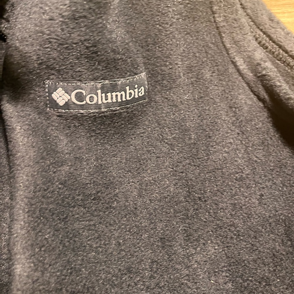 Mens Columbia vest